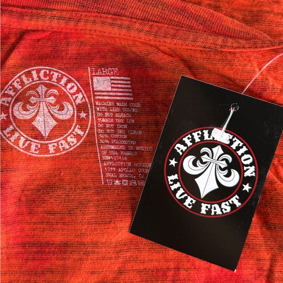 Affliction Women’s Graphic Long Sleeve Lace Up Top -Size: L/2XL -NWT - Picture 12 of 13